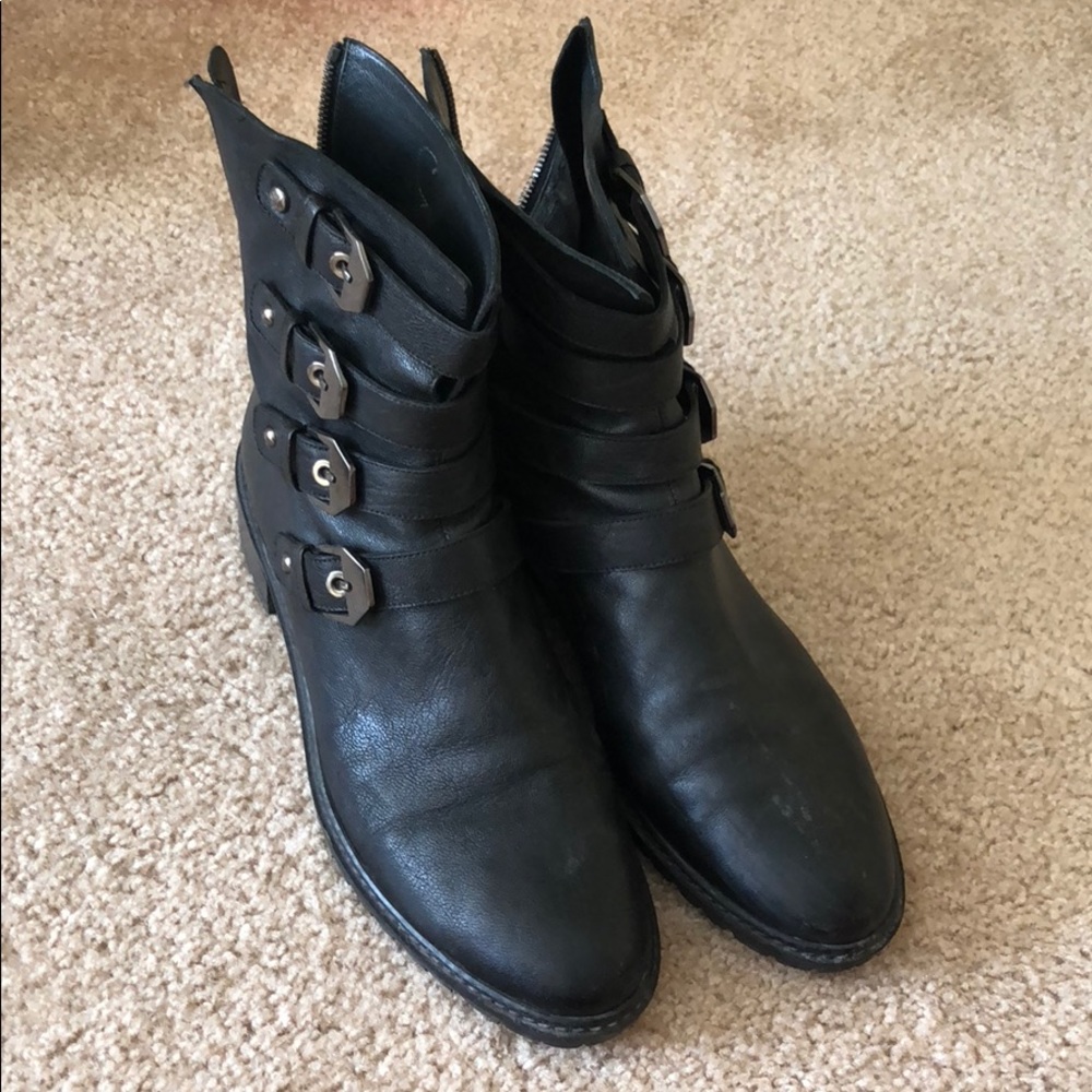 Stuart Weitzman boots